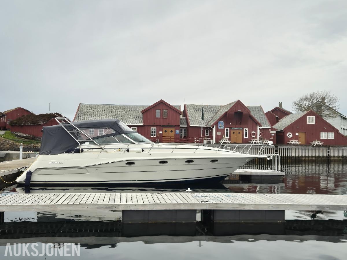 1990 Cruisers 3670 båt med 2 stk yanmar 370hk
