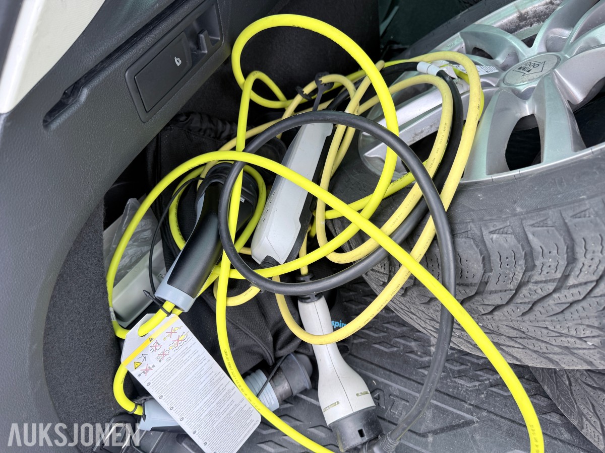2017 Volkswagen Passat GTE HENGERFESTE VARMER ADAPTIV CRUISE SKINN/ALCANTARA KAMERA