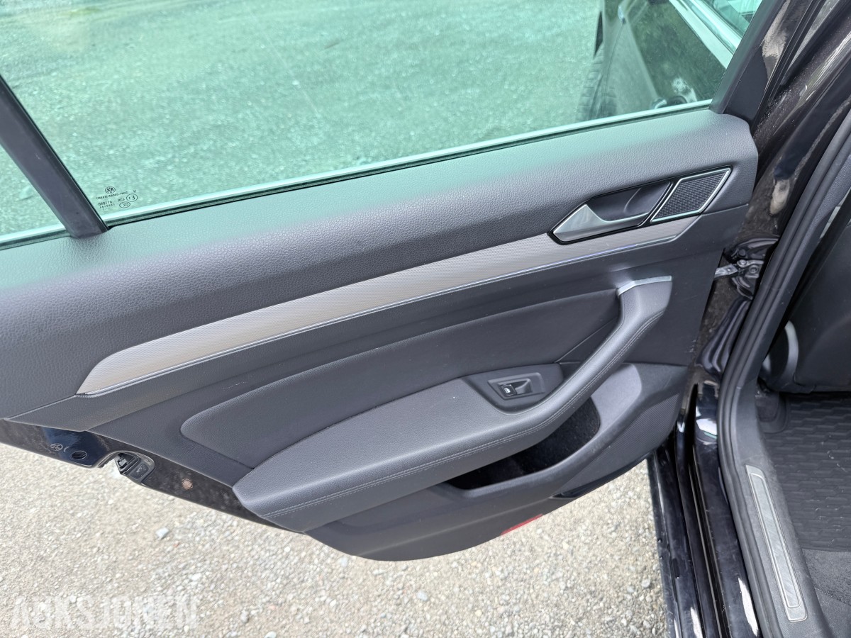 2017 Volkswagen Passat GTE HENGERFESTE VARMER ADAPTIV CRUISE SKINN/ALCANTARA KAMERA