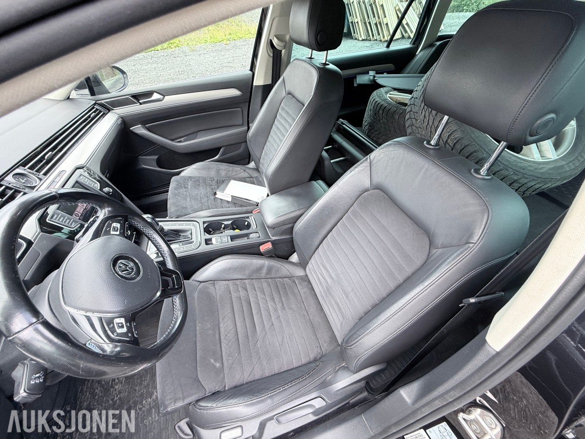 2017 Volkswagen Passat GTE HENGERFESTE VARMER ADAPTIV CRUISE SKINN/ALCANTARA KAMERA