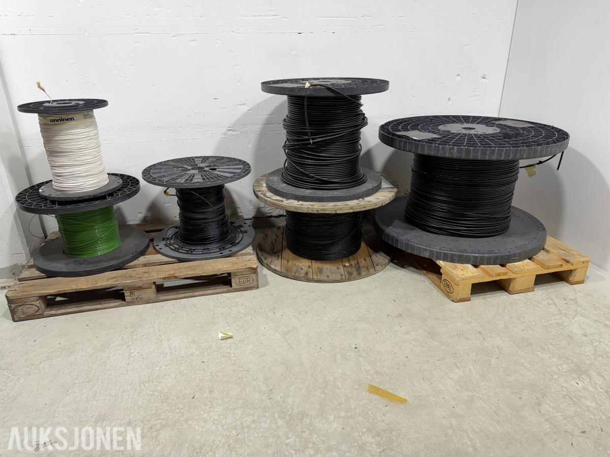 6 STK kabeltrommel Fiberkabler på kabeltromler – OFS Optical Cable ADSS