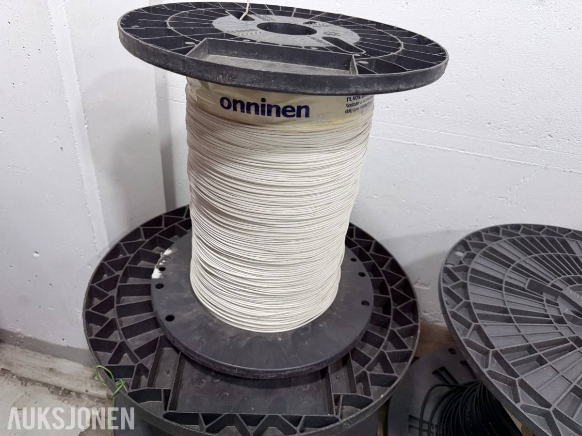 6 STK kabeltrommel Fiberkabler på kabeltromler – OFS Optical Cable ADSS