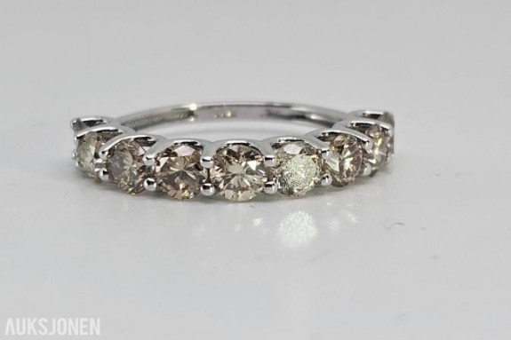 1.58CT ALLIANSE DIAMANTRING I 14K GULL. HELT NATURLIGE DIAMANTER! TAKSTBREV OG SERTIFIKAT!