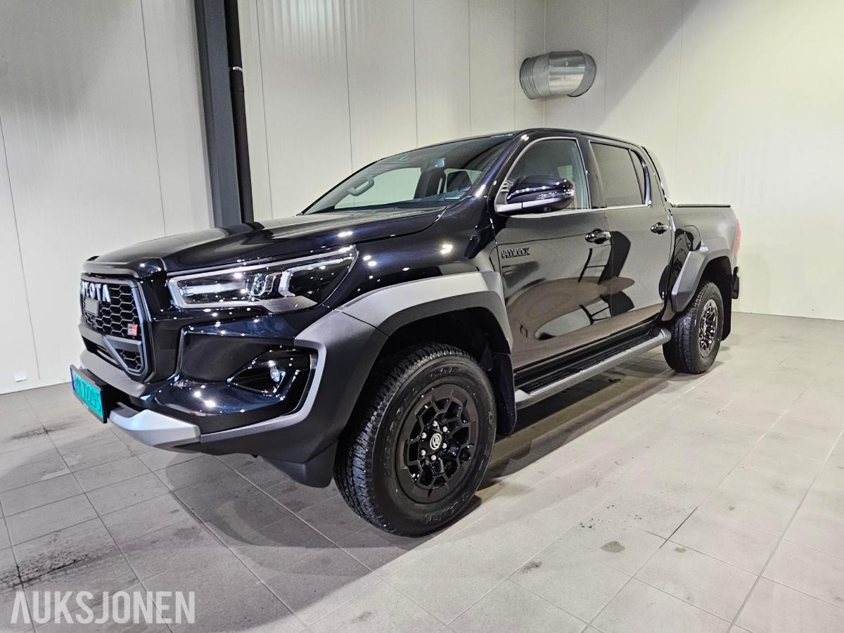 2026 TOYOTA HILUX GR SPORT 204 HK 4X4 AUTOMAT 9000KM