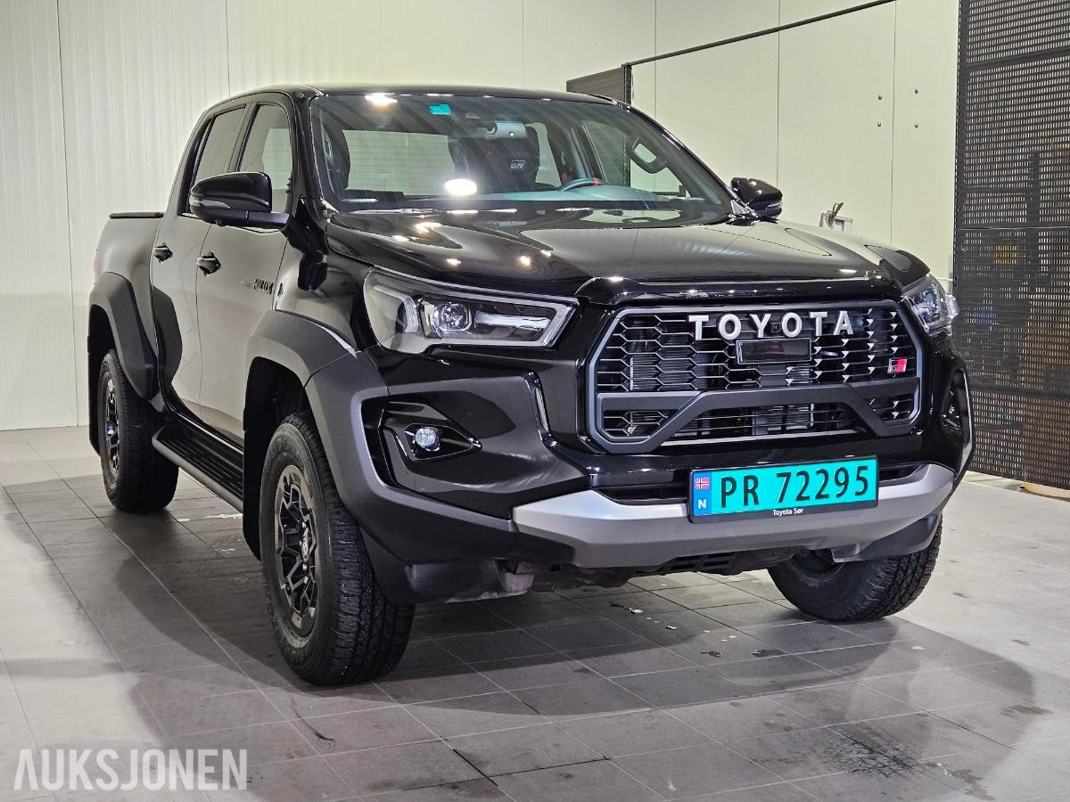 2026 TOYOTA HILUX GR SPORT 204 HK 4X4 AUTOMAT 9000KM