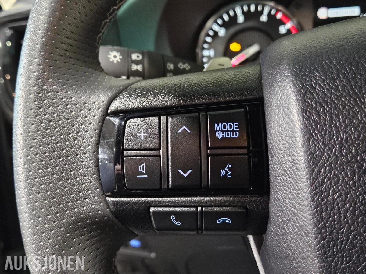 2026 TOYOTA HILUX GR SPORT 204 HK 4X4 AUTOMAT 9000KM