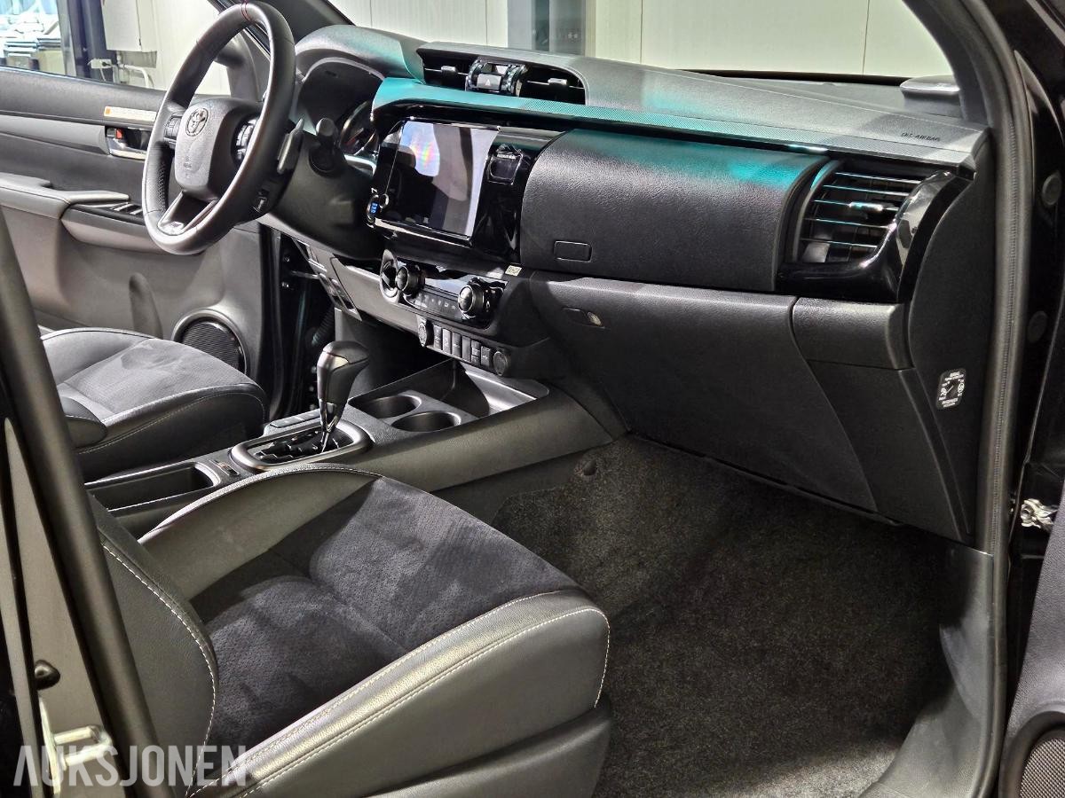 2026 TOYOTA HILUX GR SPORT 204 HK 4X4 AUTOMAT 9000KM