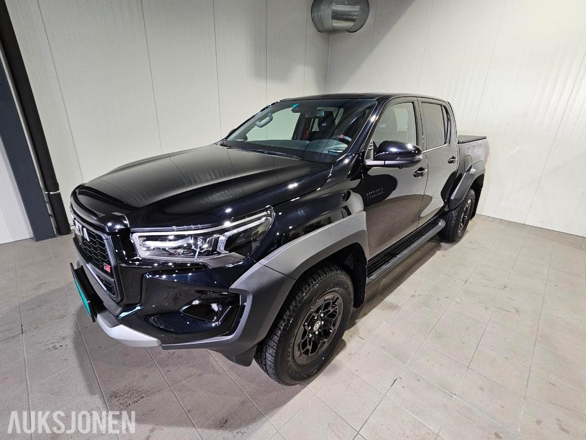 2026 TOYOTA HILUX GR SPORT 204 HK 4X4 AUTOMAT 9000KM