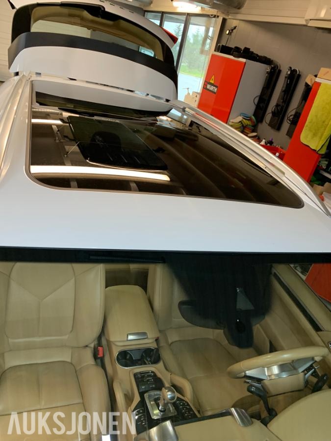 2018 Porsche CAYENNE 3.0-333 4, 140636km