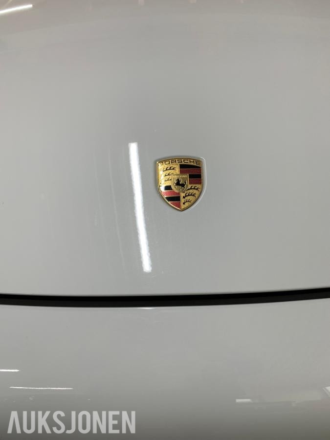 2018 Porsche CAYENNE 3.0-333 4, 140636km