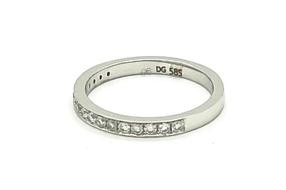 0.30ct diamantring weddingband i 585 hvitt gull. Norsk Diamantsertifikat. Verdi 20.000,-