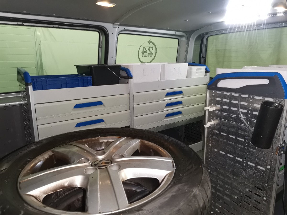 2015 Volkswagen TRANSPORTER 2.0 TDI 180HK DSG 4MOTION HENGERFESTE VARMER INNREDNING