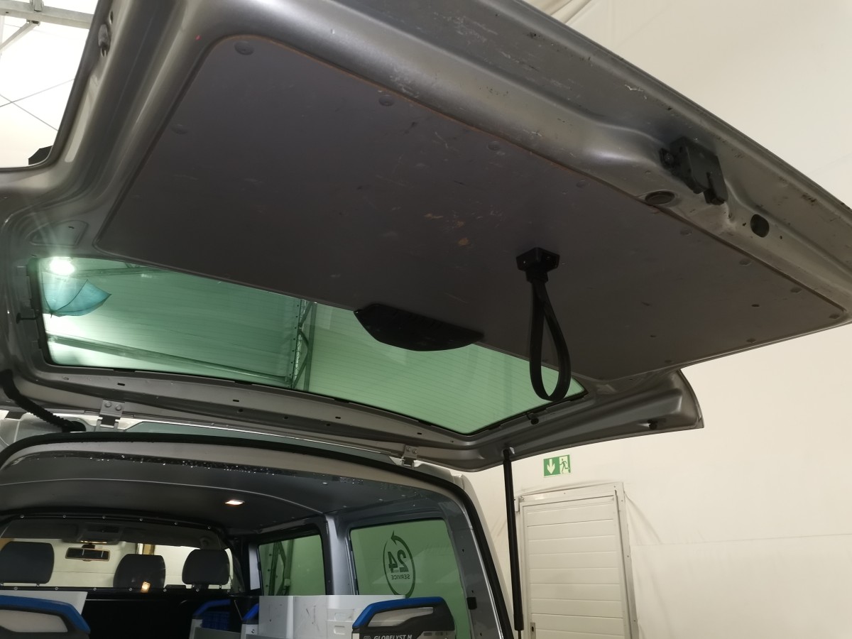 2015 Volkswagen TRANSPORTER 2.0 TDI 180HK DSG 4MOTION HENGERFESTE VARMER INNREDNING