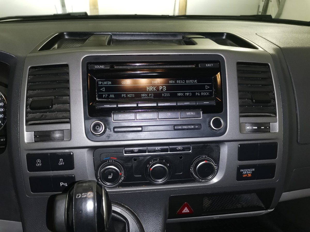 2015 Volkswagen TRANSPORTER 2.0 TDI 180HK DSG 4MOTION HENGERFESTE VARMER INNREDNING