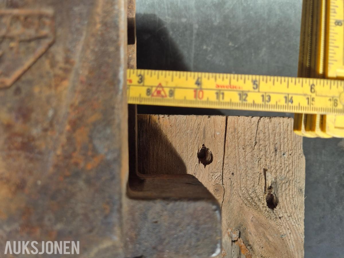 Tenner til Arden betongtygger / betongknuser