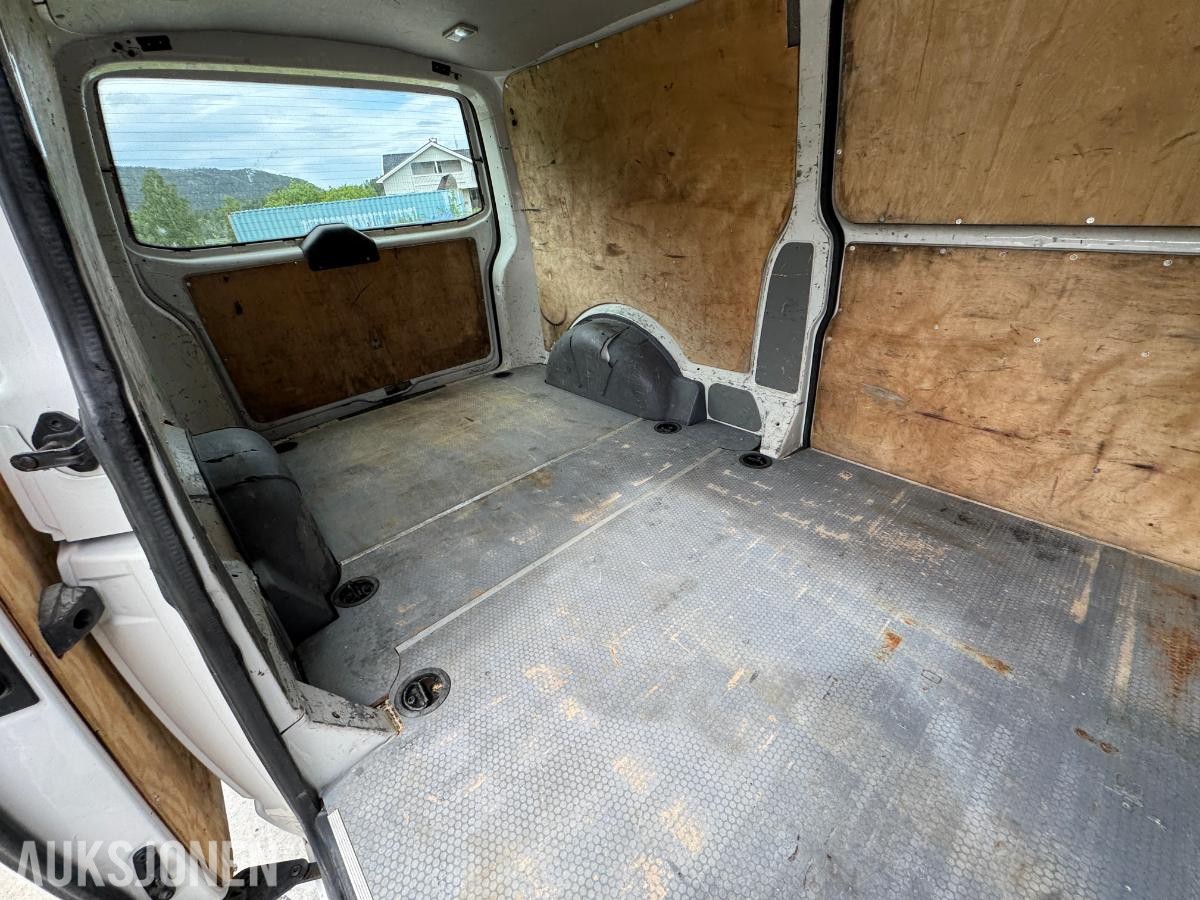 2013 Volkswagen Transporter 2.0-140 D 4MOTION / 175040km