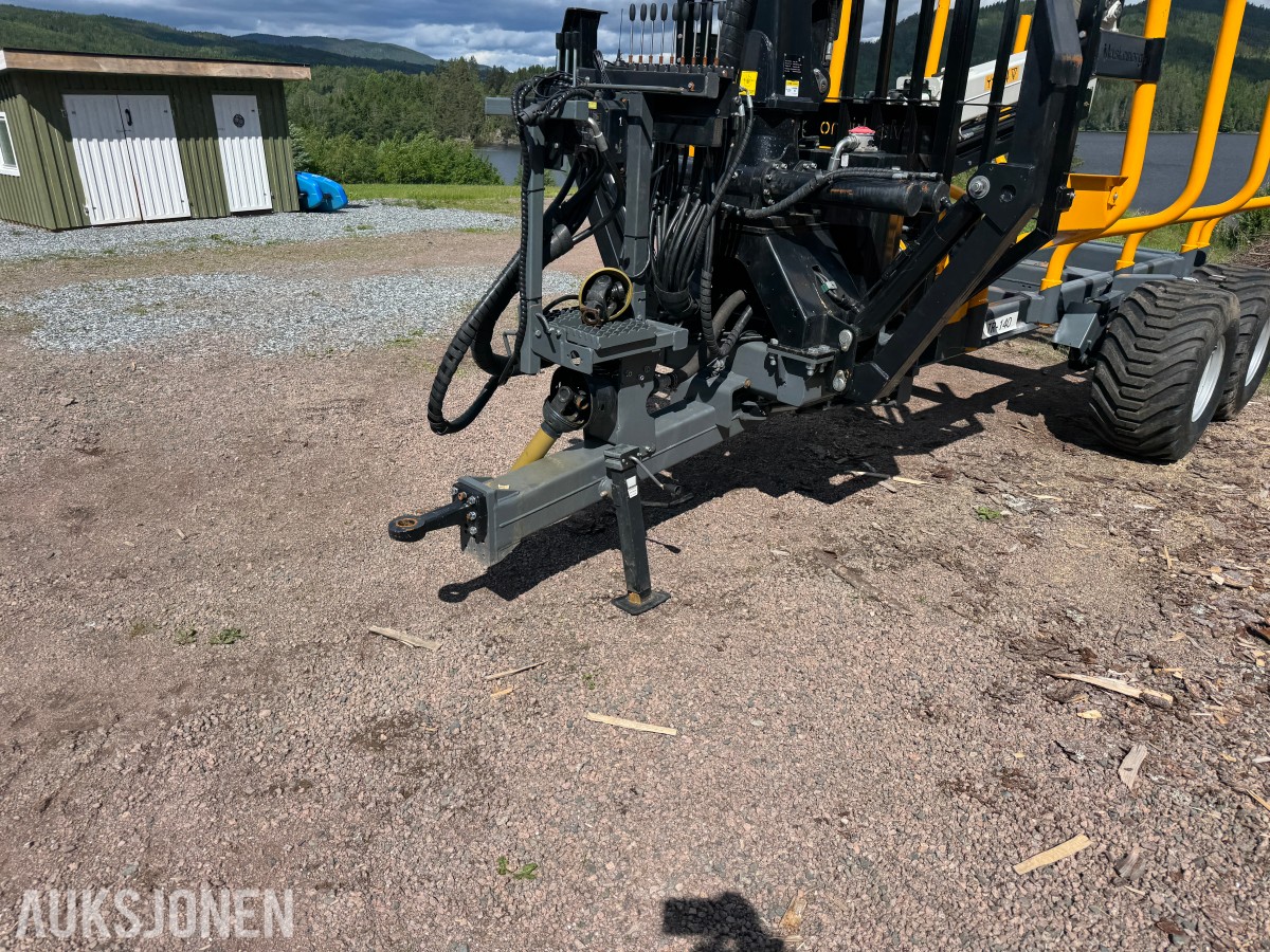 2025 Timber Trailer TR-140 - Lastebærer med kran, radio / fjernkontroll