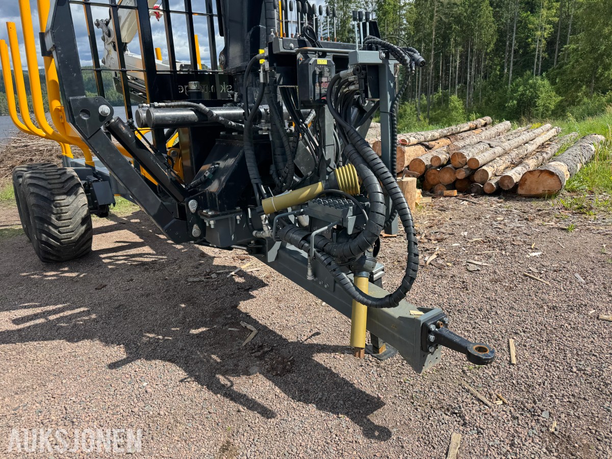2025 Timber Trailer TR-140 - Lastebærer med kran, radio / fjernkontroll