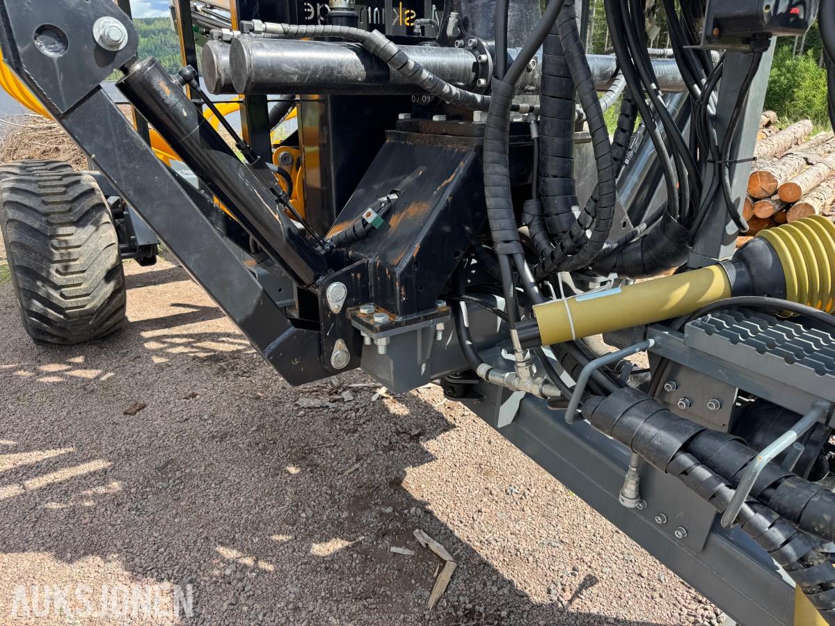 2025 Timber Trailer TR-140 - Lastebærer med kran, radio / fjernkontroll