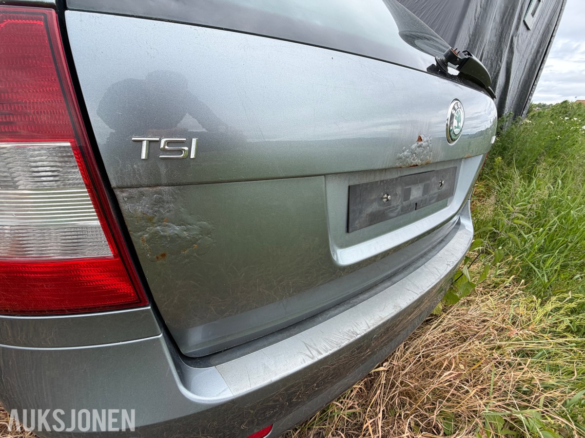 2013 Skoda OCTAVIA 1.4-122 / S+V dekk / Servicehistorikk
