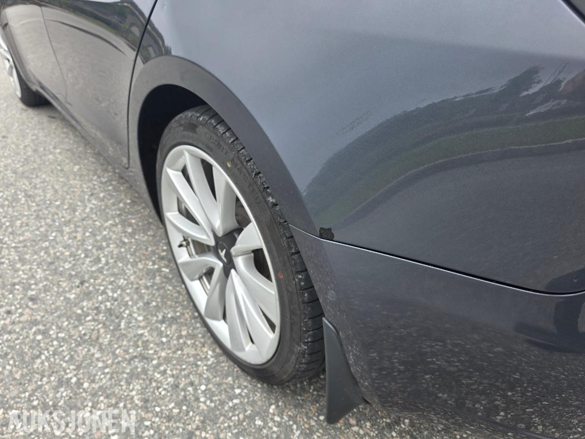 2019 Tesla Model 3 Long Range AWD 150 kW