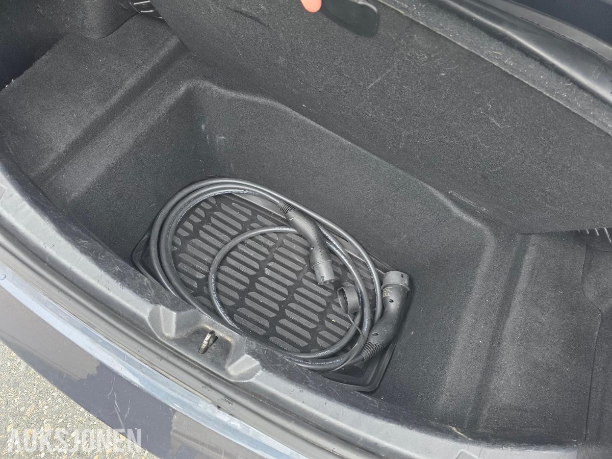 2019 Tesla Model 3 Long Range AWD 150 kW