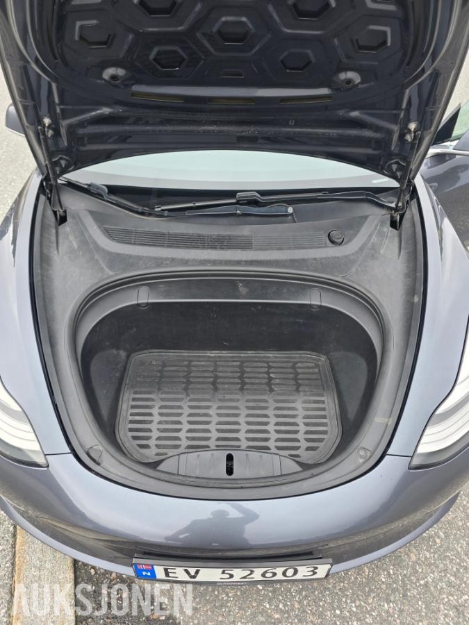 2019 Tesla Model 3 Long Range AWD 150 kW