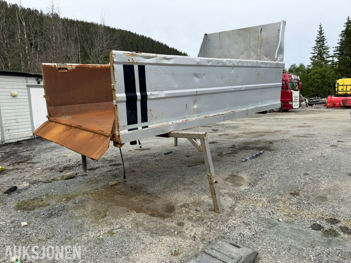 2021 Scania R500 Trekkvogn med asfaltbalje - Istrail Dumperkjerre 
