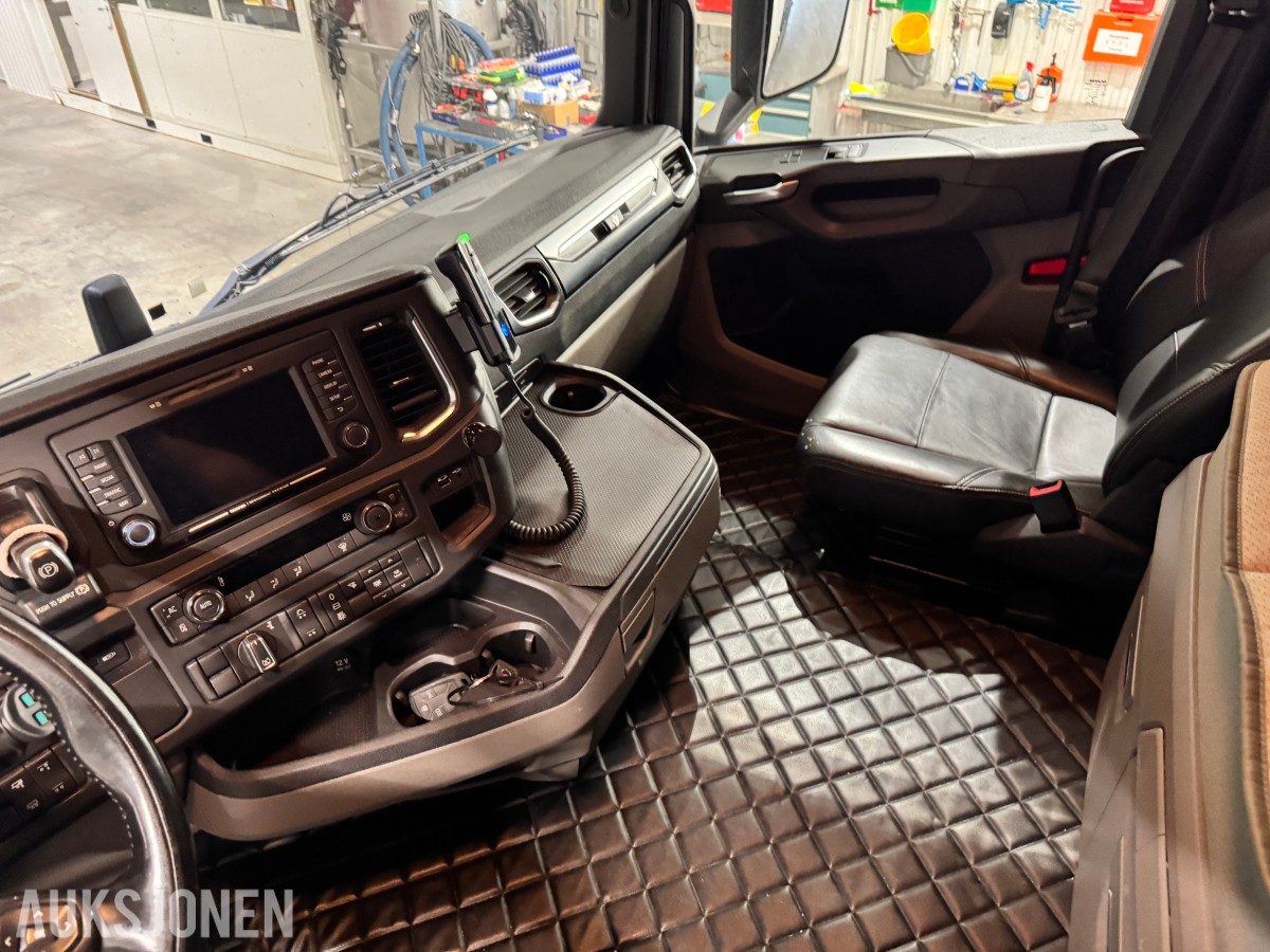 2018 Scania R 580 chassis