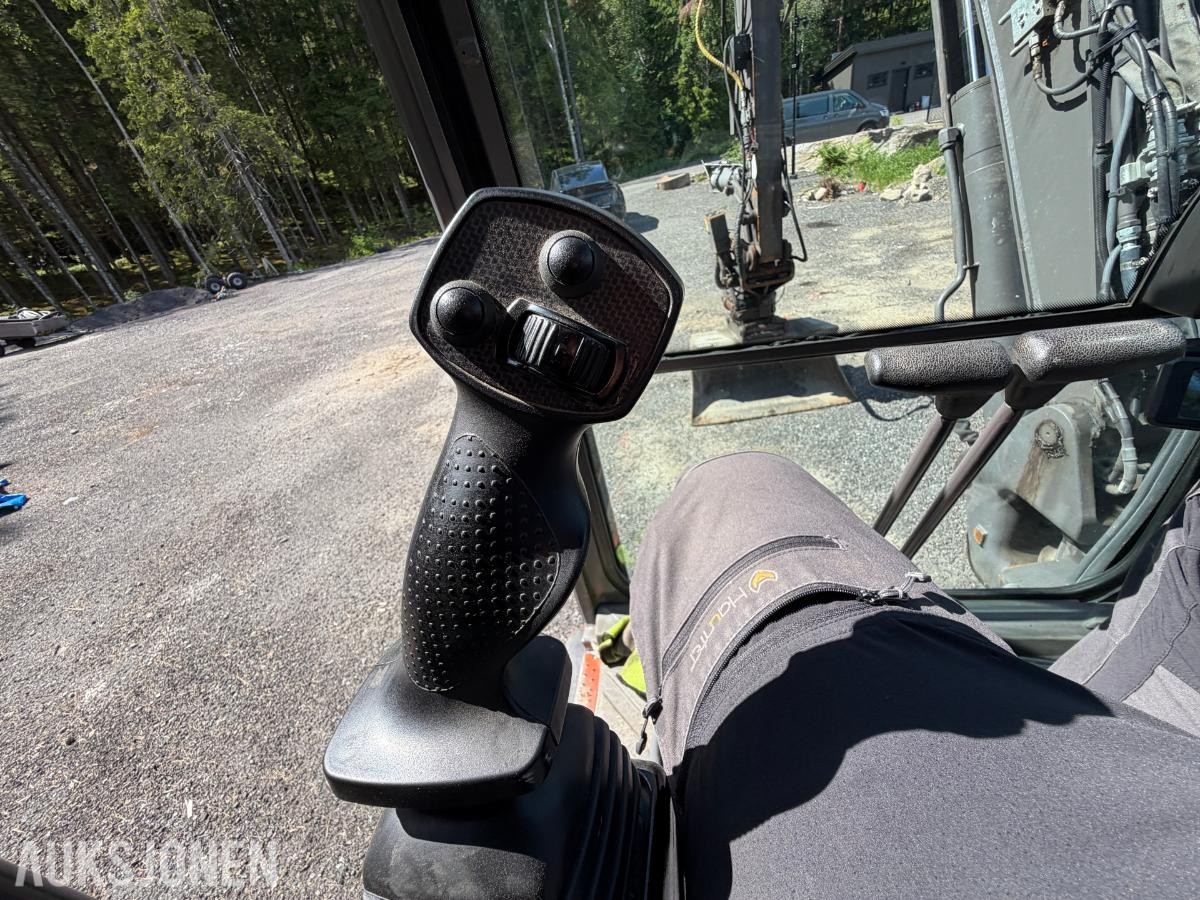 2019 Volvo ECR58D minigraver m/ Steelwrist X07 tiltrotator, S50 hurtigfeste, pusseskuff og graveskuff