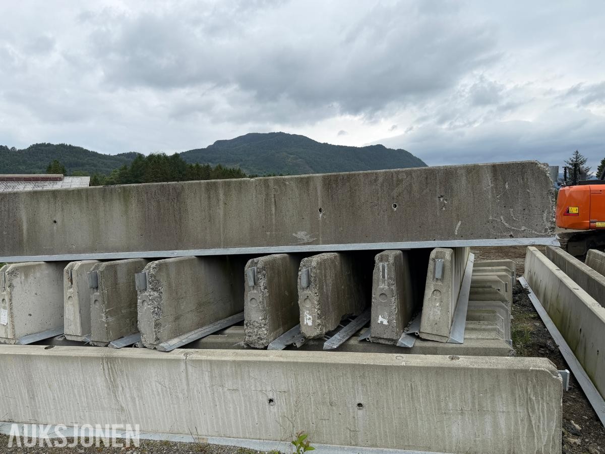 2021-2024 Deltabloc DB65S – 64 stk tungsikringsbarrierer – Totalt 384 meter