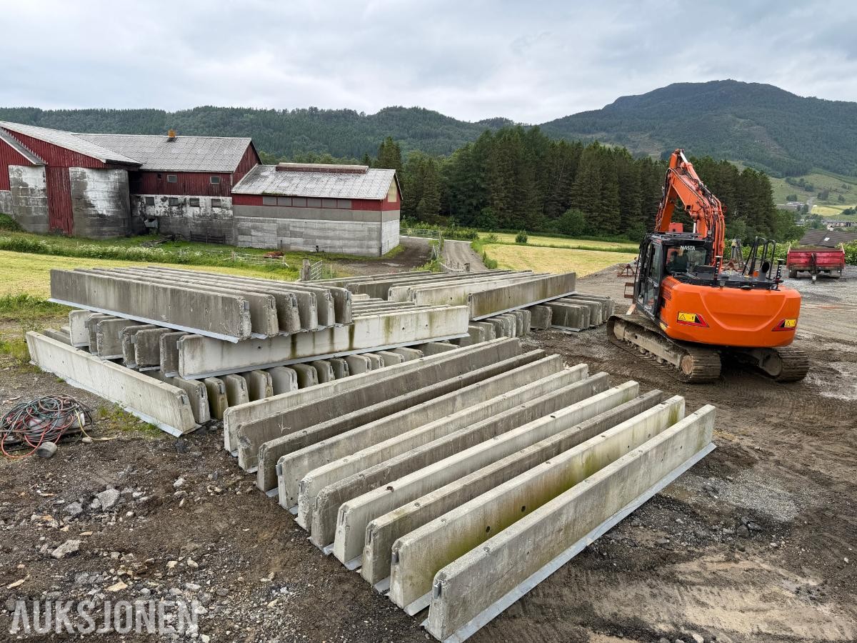 2021-2024 Deltabloc DB65S – 64 stk tungsikringsbarrierer – Totalt 384 meter