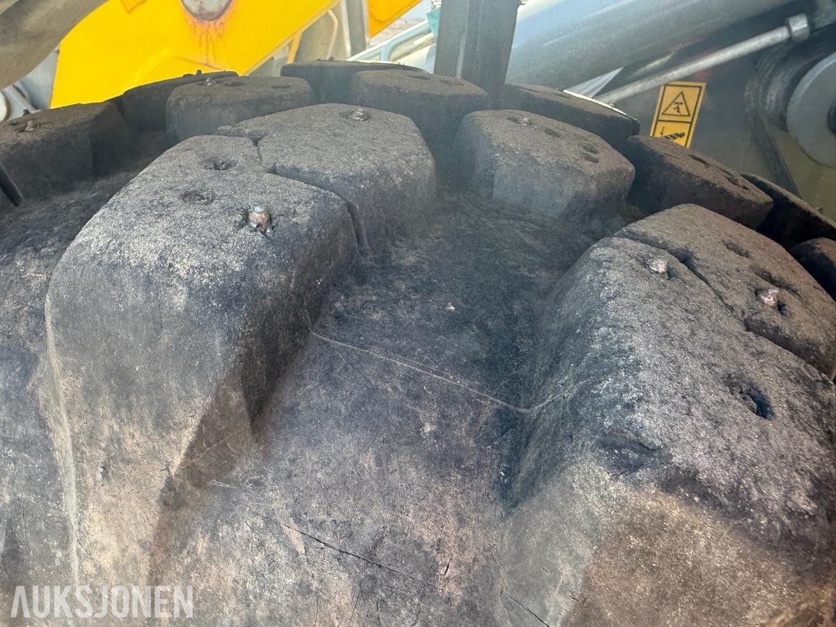 2019 KramerAllrad 8155 Hjullaster/Mutimaskin Kun 1400timer