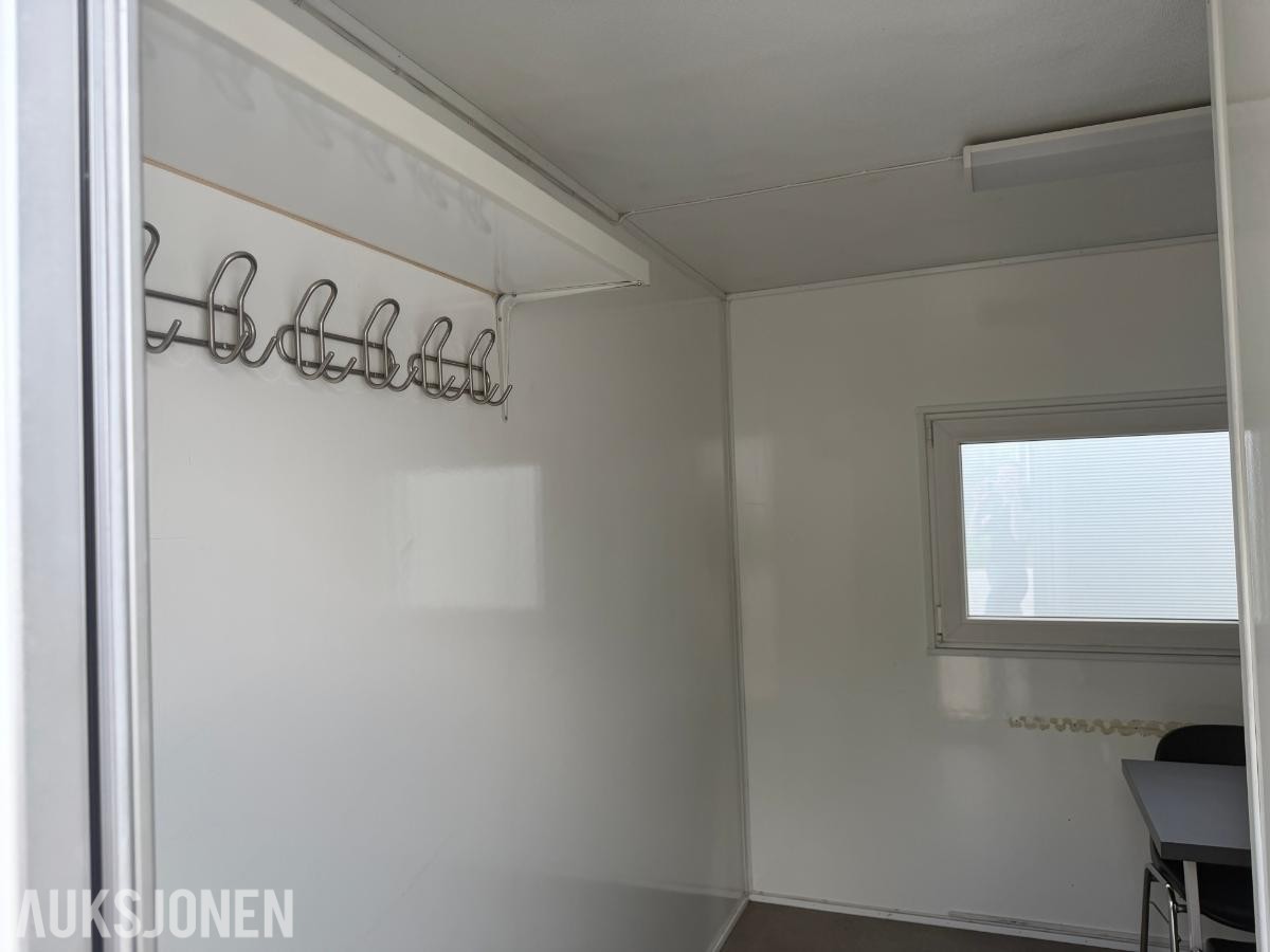 2021 Lett hus 302 mannskapsvogn med toalett - lite brukt