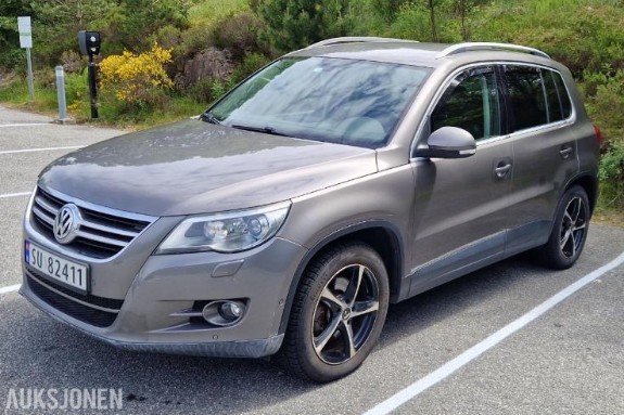 2010 Volkswagen Tiguan 2.0 140hk 4MOTION cruisekontroll hengerfeste skinn s+v dekk