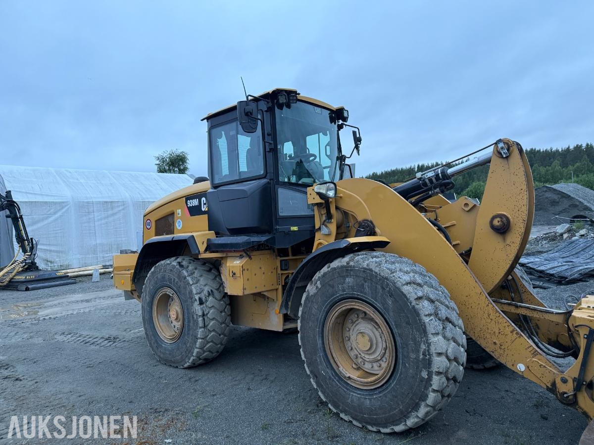 2016 Cat 938M Hjullaster m/Slagkraft klippeaggregat