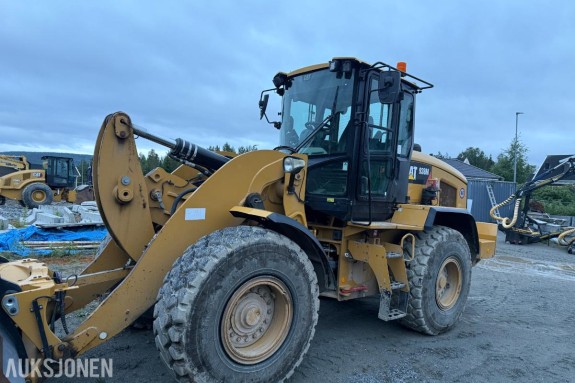 2016 Cat 938M Hjullaster m/Slagkraft klippeaggregat