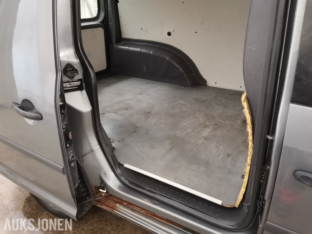 2014 Volkswagen CADDY *UTEN MINSTEPRIS* CADDY 1.6 TDI HENGERFESTE CRUISE KUNSTLÆR