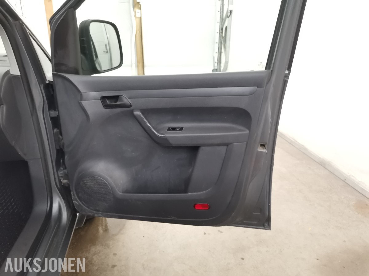 2014 Volkswagen CADDY *UTEN MINSTEPRIS* CADDY 1.6 TDI HENGERFESTE CRUISE KUNSTLÆR