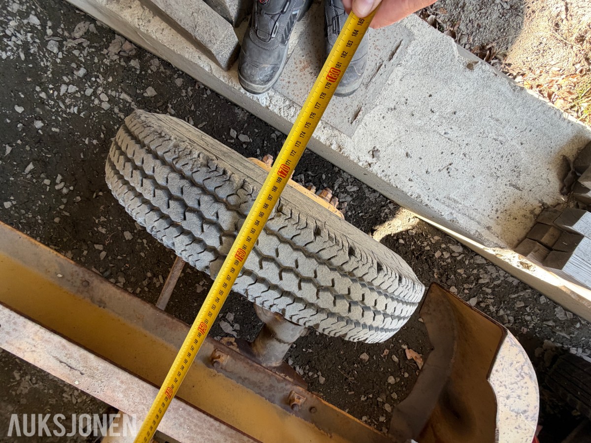 Opplagringshenger - Robust tralle for opplagring / lokal flytting