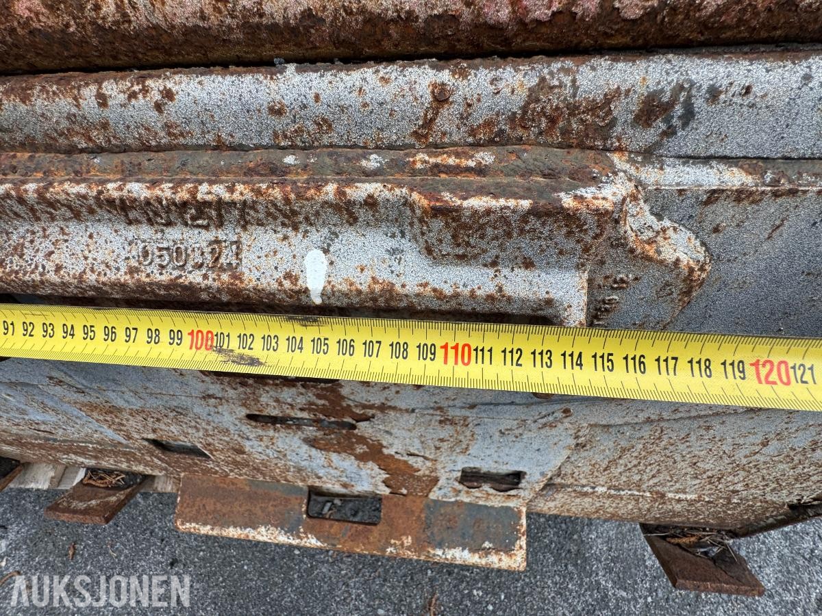 Hydraulisk feiekost m/ Bobcat redskapsfeste