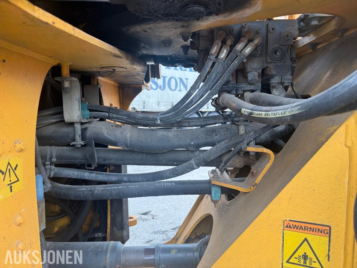 2009 Volvo L110F HJULLASTER SKUFF SENTRALSMØRING 3. og 4.FUNKSJON