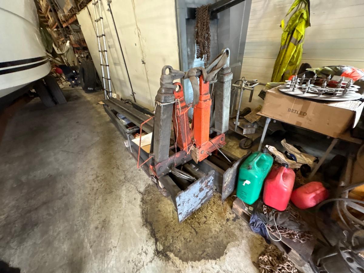 Løftebukk Unilift C240H Løftebukk Unilift C240H
