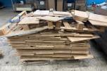 Ca. 1 pall eikeparkett / parkettgulv 30cm Brede plank