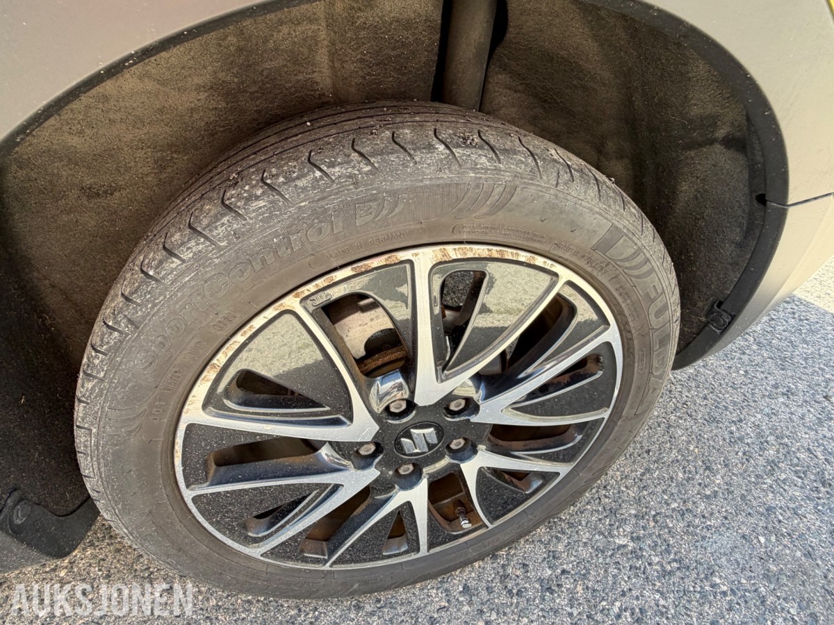 2015 Suzuki SX4 S-CROSS 1.6-120 4X4