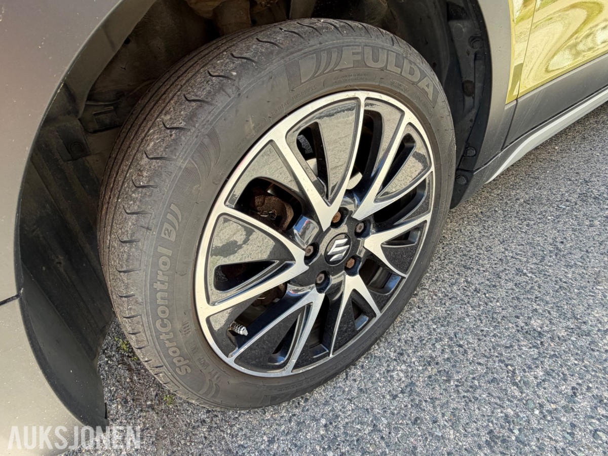 2015 Suzuki SX4 S-CROSS 1.6-120 4X4