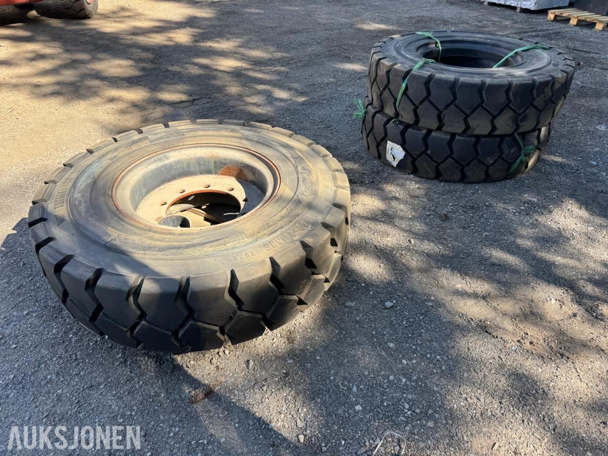 Trelleborg T900 12.00-20 dekk / 3 stk
