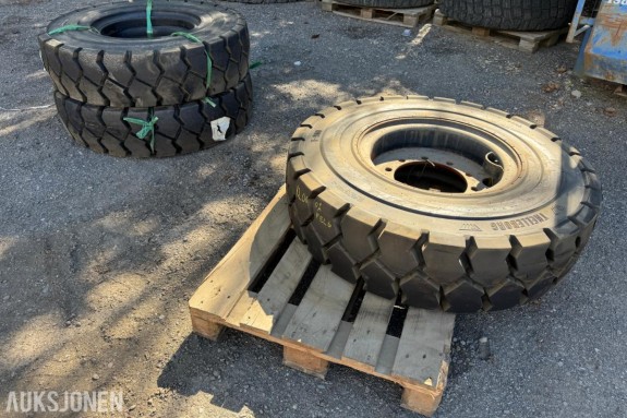 Trelleborg T900 12.00-20 dekk / 3 stk