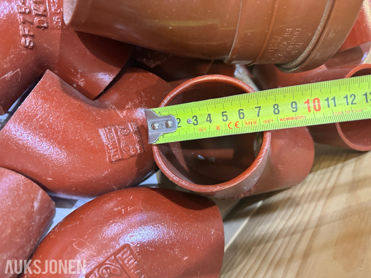 2 Paller NYTT MA rørdeler/koblinger/vinkler ++