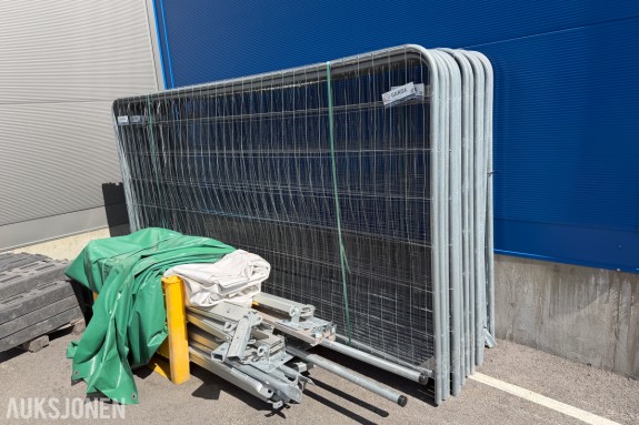 Ca 23 stk byggjerder med føtter